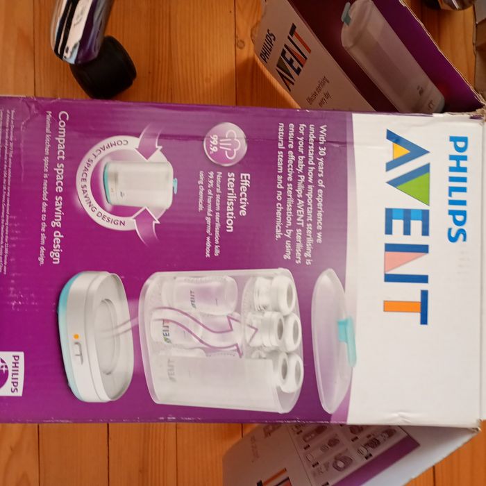 Бебешки стерилизатор Avent Filips