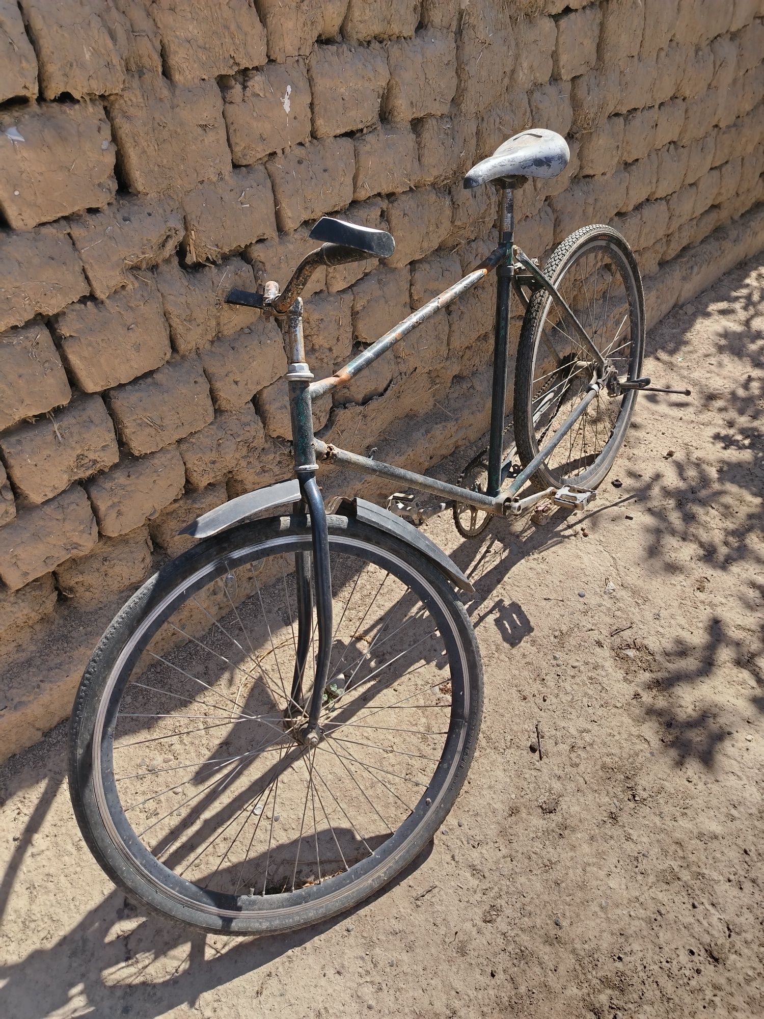 Velosiped 28 Ural 28sotladi