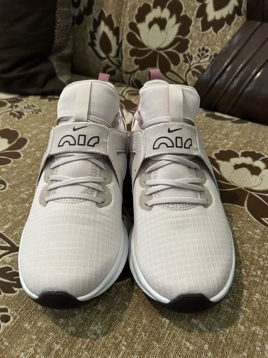 Nike Airmax Bella TR 5