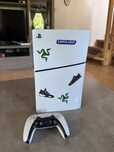 Vand Ps5 Slim 1Tb cu o maneta 1300 lei
