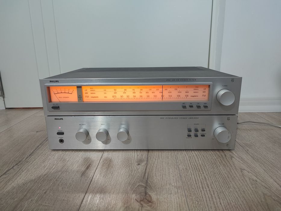 Amplificator Philips 302L si Tuner 102L statie