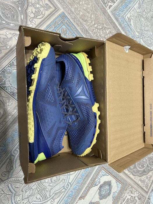 Продам кросовки reebok
