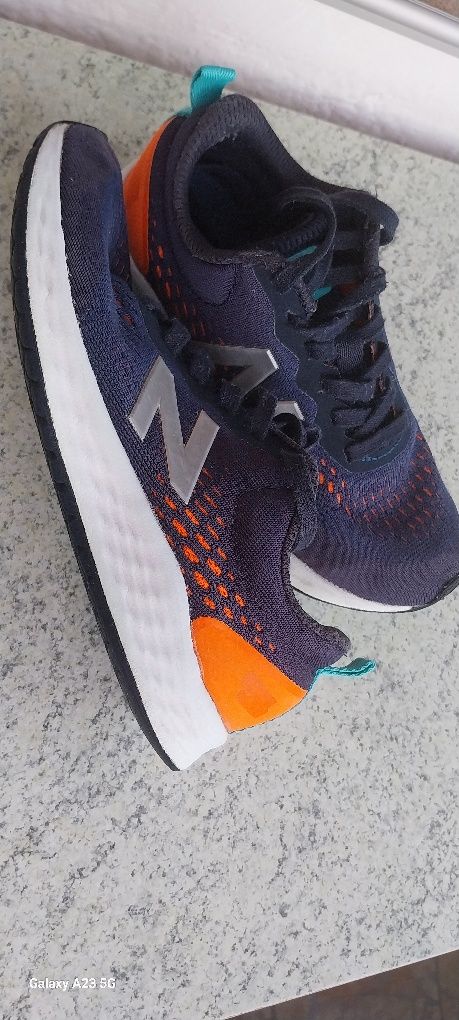 New balance, детски маратонки, номер 33