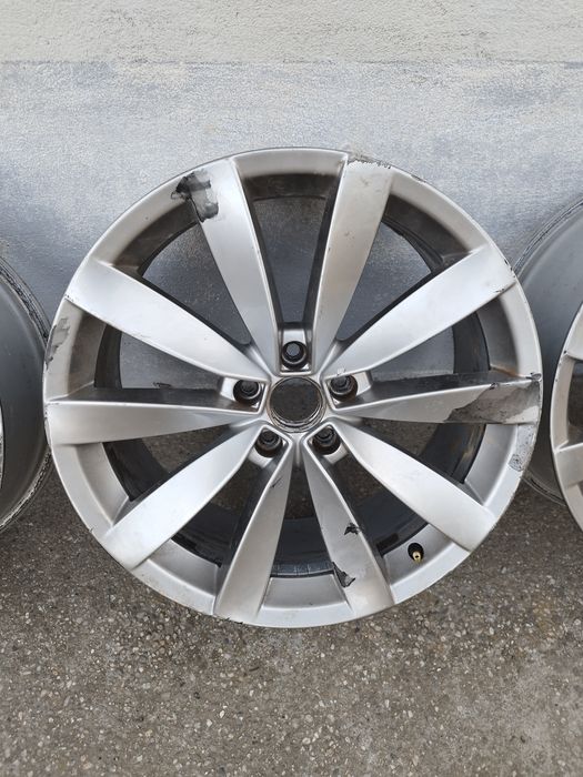 Set Jante Vw Passat CC R19