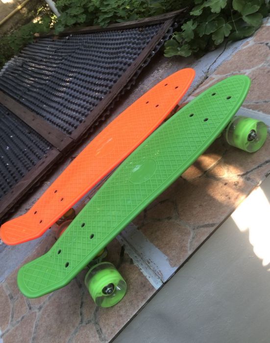 Pennyboard copii, cu led-uri in roti