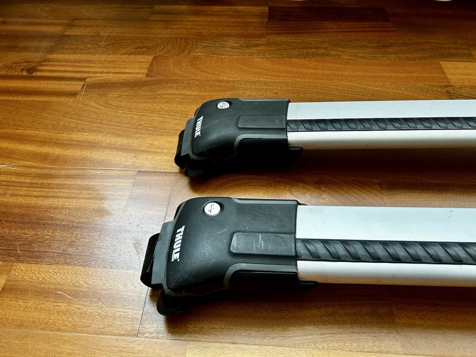 Bare transversale Thule Evo Raised Edge Silver