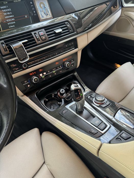 BMW5  525 автомобил