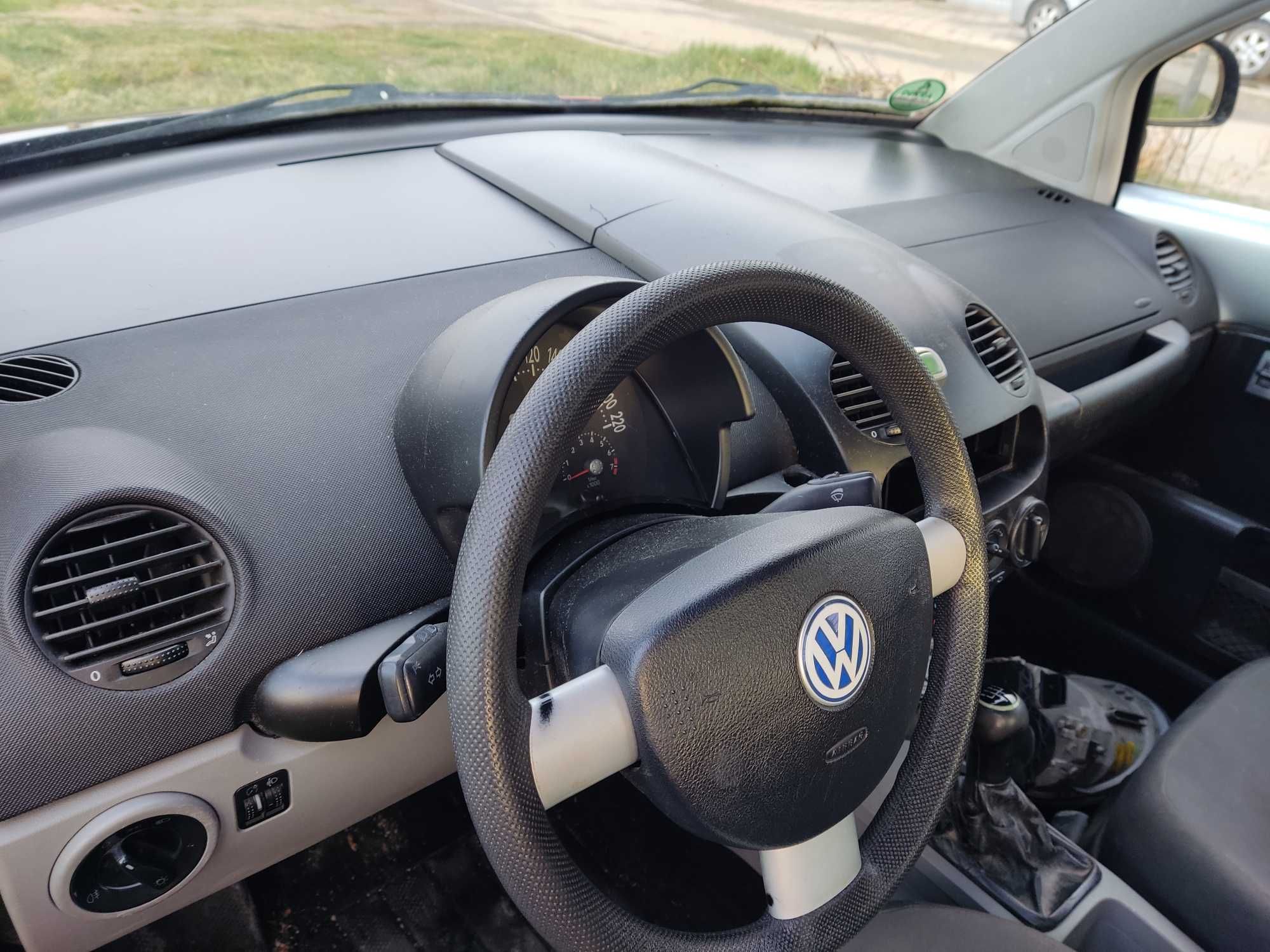 VW Beetle 2.0i na chasti new