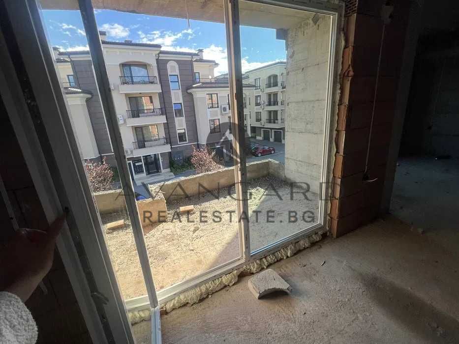 Продава се Тристаен апартамент в Пловдив, Остромила - 105 кв.м за 719 €/кв.м - Снимка #4