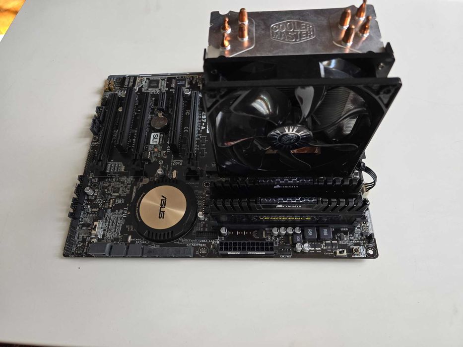 Kit gaming Intel i5 4690K + Asus Z97-A + 16GB RAM Corsair