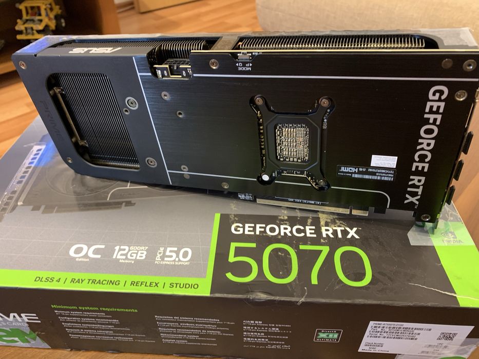 Placa video ASUS RTX™ 5070 OC Edition, 12GB GDDR7, garantie eMag