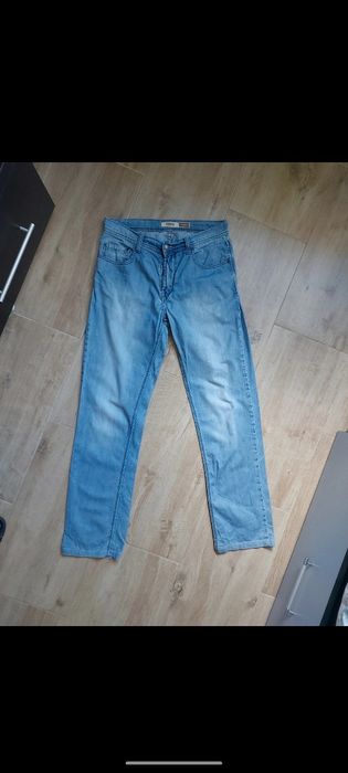 Blugi Pioneer bărbați