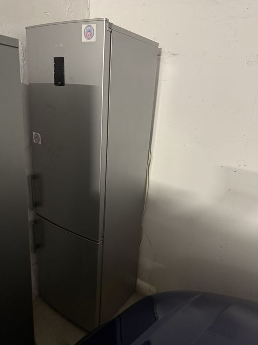 Frigider Beko + Arctic, ambele au compresorul defect