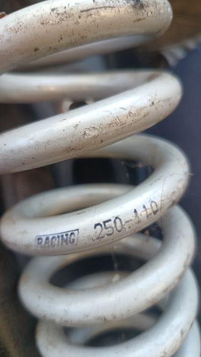 Спортни пружини за койловъри 250мм