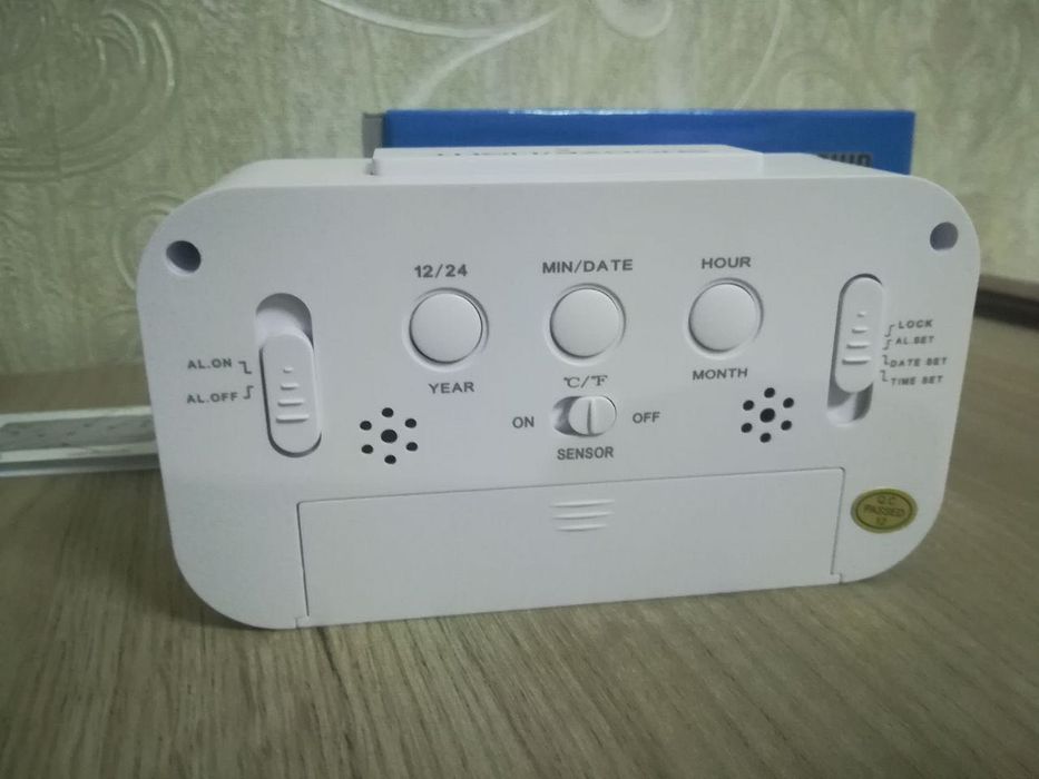 Цифровые/электр. часы. Будильник, подсветка, термометр и тд. Новое.