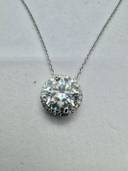 Сребърно колие с мойсанит (Диамант) 5 карата