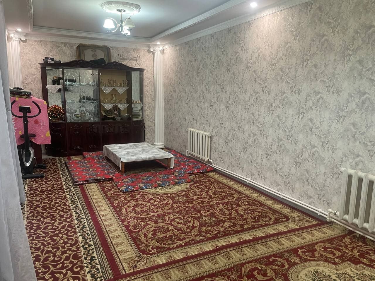Продаётся компактный дом.