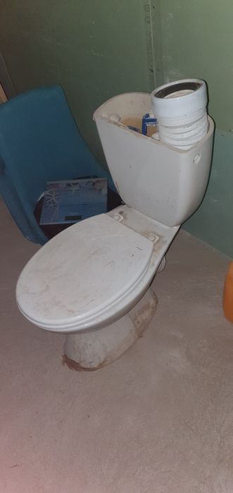 Астана Ул.А.Бокихана 25в продам строительный унитаз