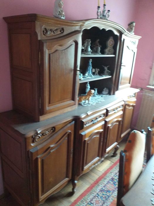 Vand mobila de sufragerie lemn masiv, masă cu 6 scaune, 2 vitrine