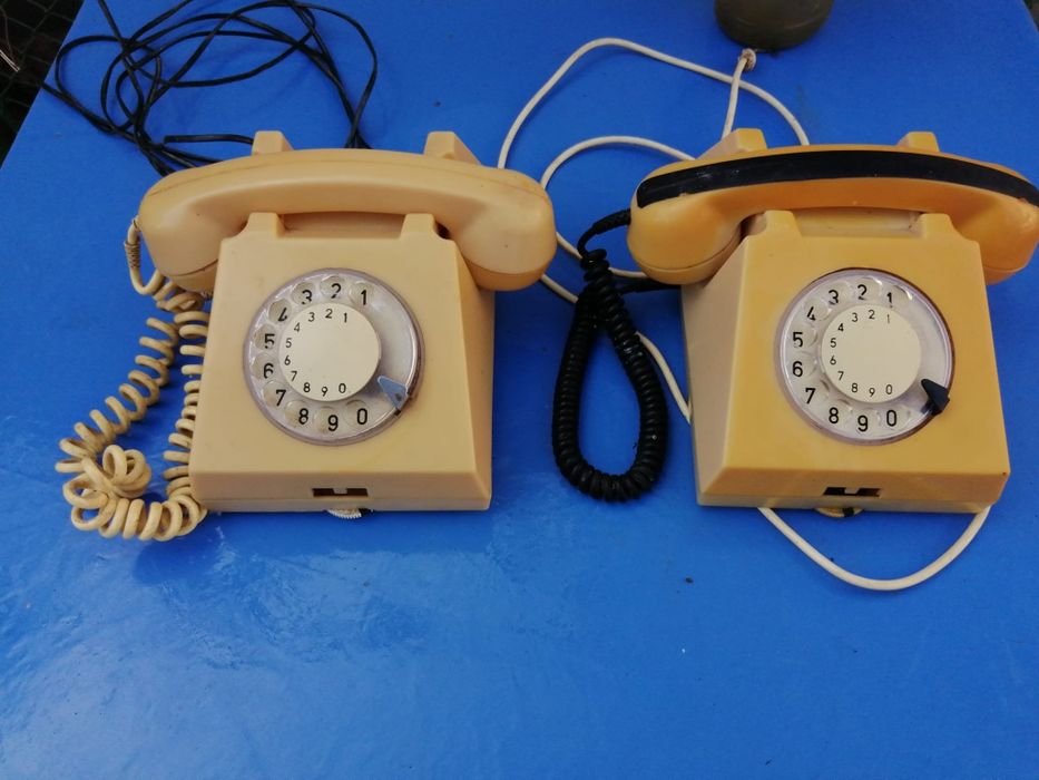 Telefon cu disc si butoane