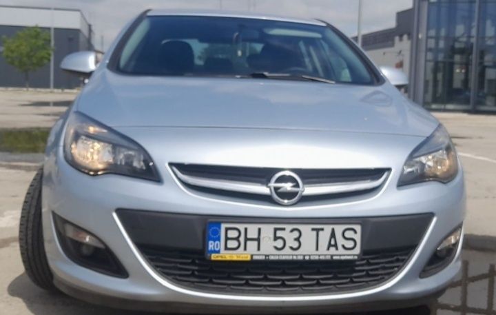 Opel Astra 2015/schimb