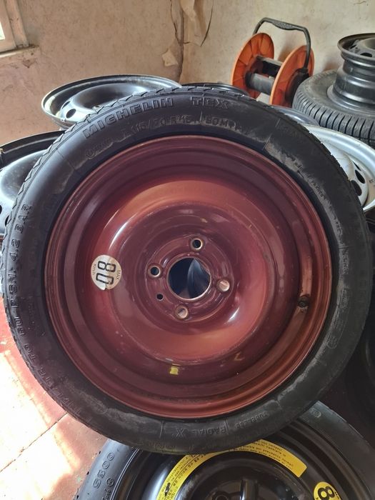 Джанта с гума[Патерица] за Пежо и Ситроен 4x108 15 цола 3,5 J*ц.о 65,1