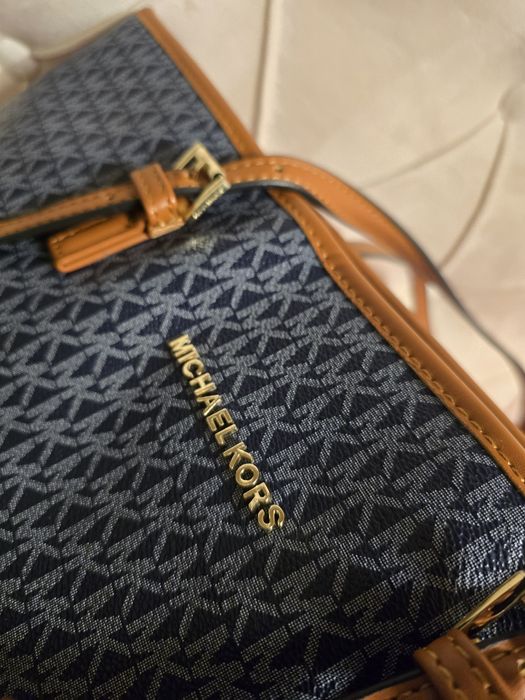 Дамска кожена чанта