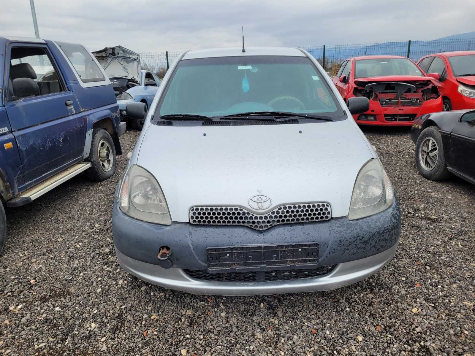 На Части! Toyota Yaris 1.0