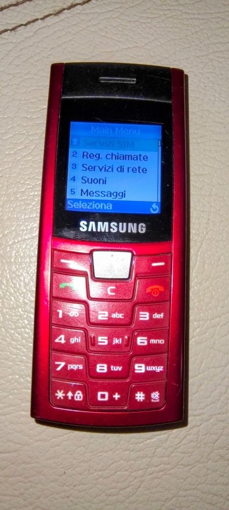Samsung pe șină cu butoane