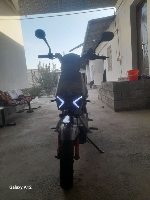 Skuter Drongo holati zoʻr