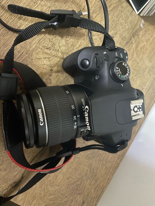 Aparat foto Canon EOS 1200d