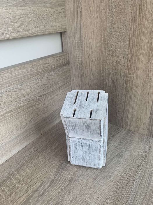 Поставки за ножове