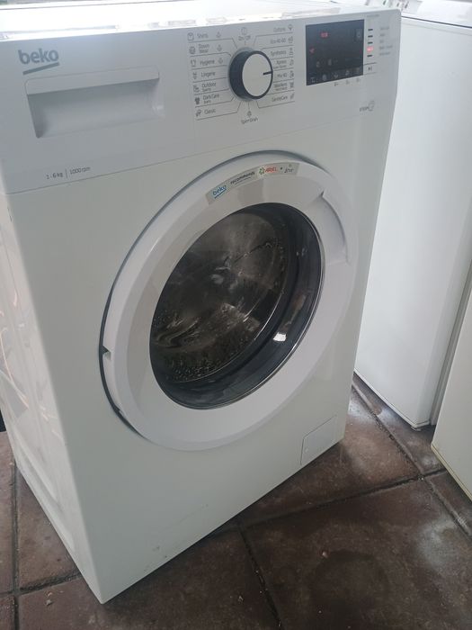 Mașină de spălat rufe clasa AA cu uscător Beko