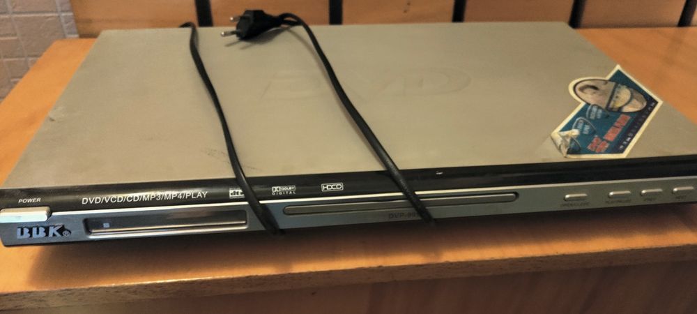 Продам DVD проигрыватель BBK
