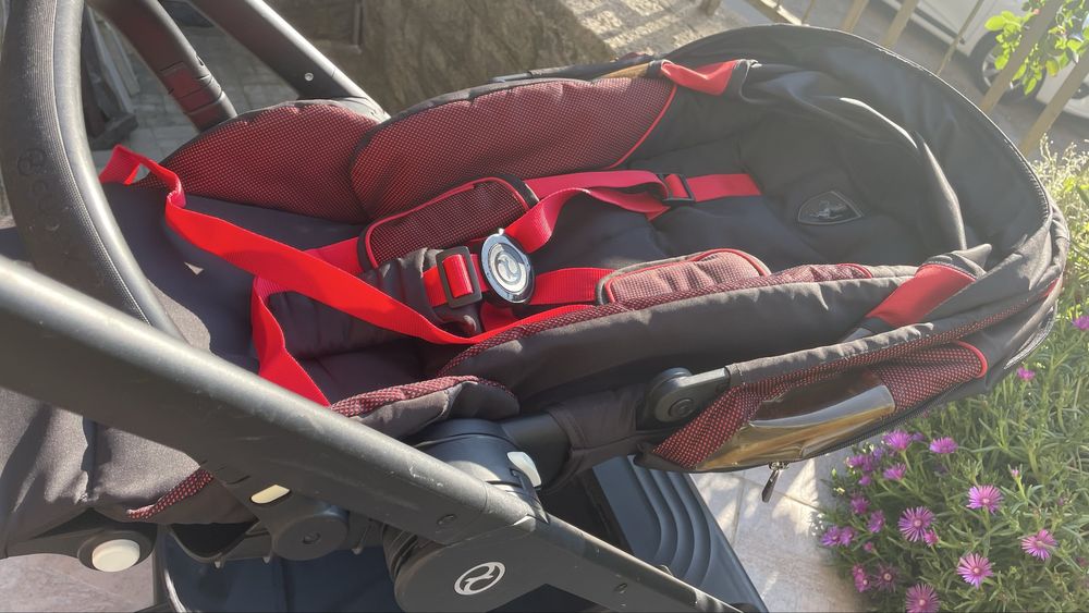 Cybex Balios S Ferrari Victory Black
