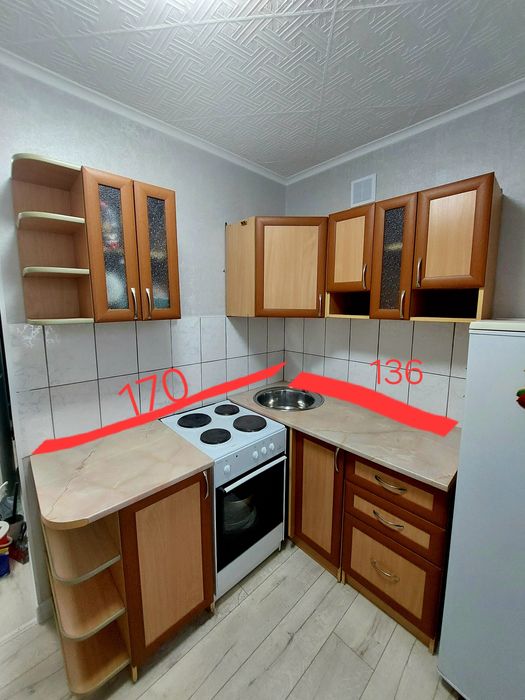 Кухонный гарнитур  + электроплита