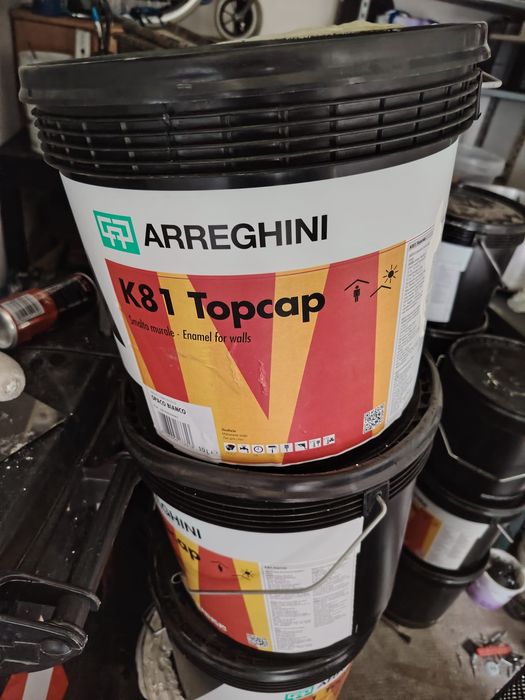 Vând vopsea lavabila