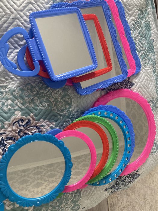 Зеркала на стольные