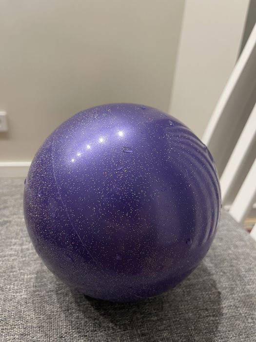 Продам мяч гимнастический