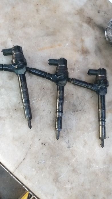 Injector Opel Astra G ,H 1.7 cod 8973000913