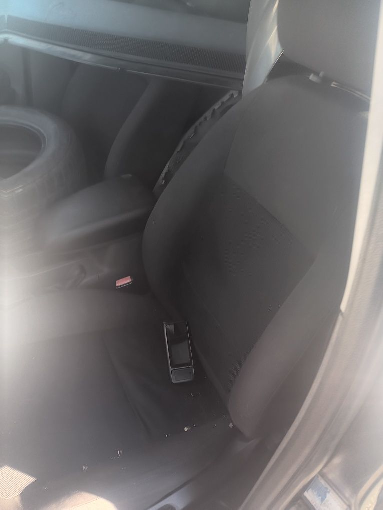 Ford Fokus-1,8 TDCI на части