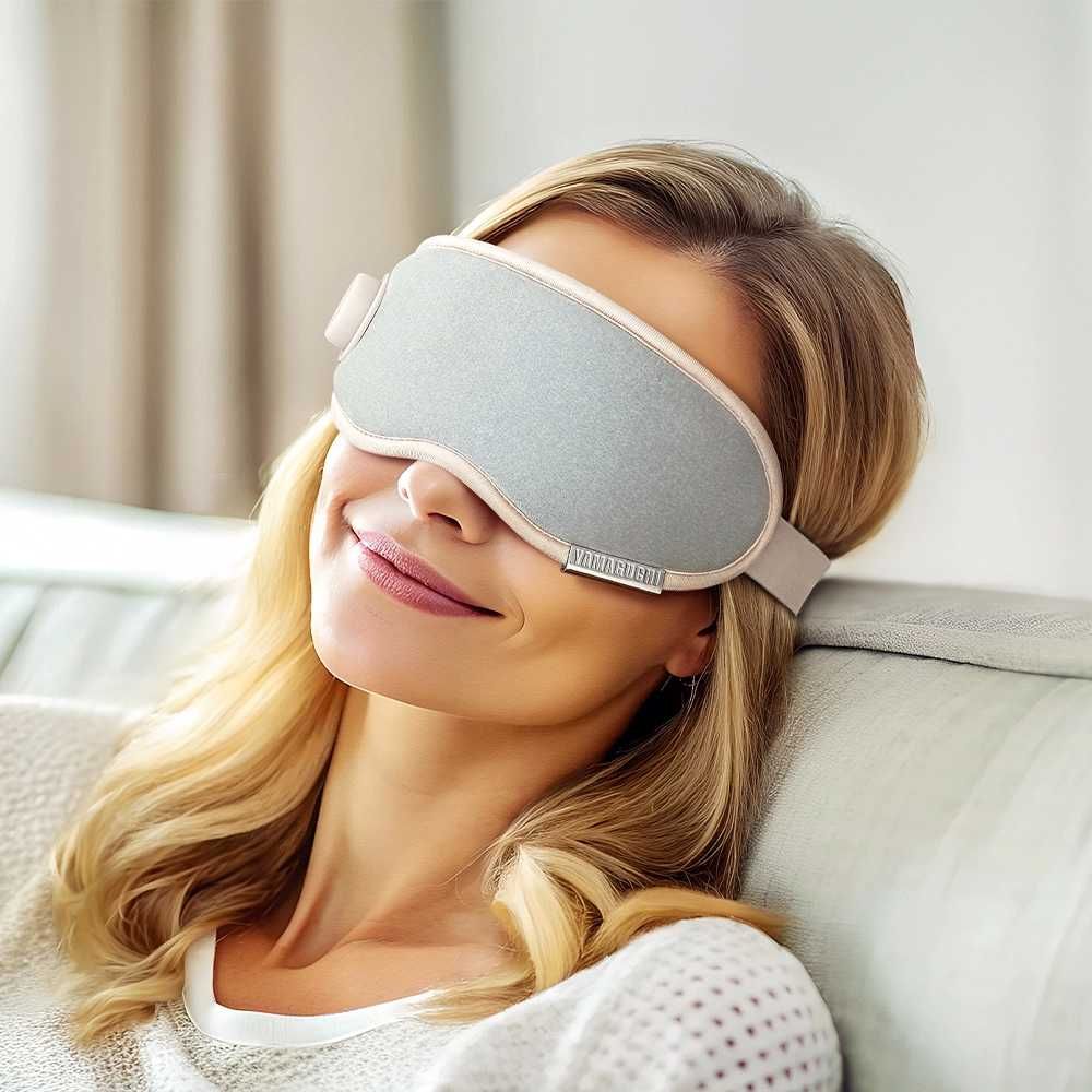 Массажная маска для глаз
Yamaguchi eye mask расслабляет глазные мышцы