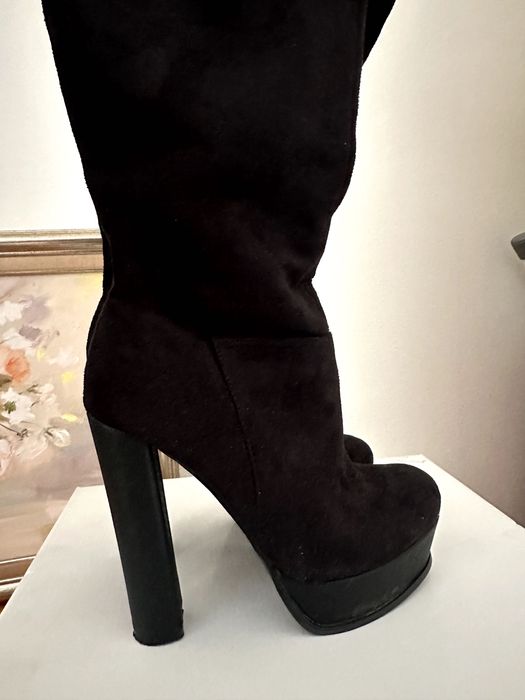 Дамски ботуши на ток