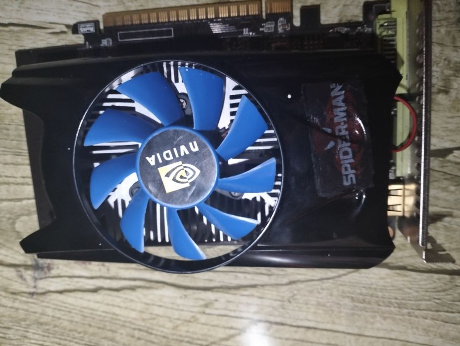 Продам видеокарту gt 730 GDDR5 2gb  от китайской компаний FXN