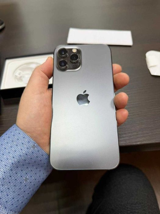 Продам Iphone 12 Pro Max 128 Gb в идеальном состоянии, один хозяин!