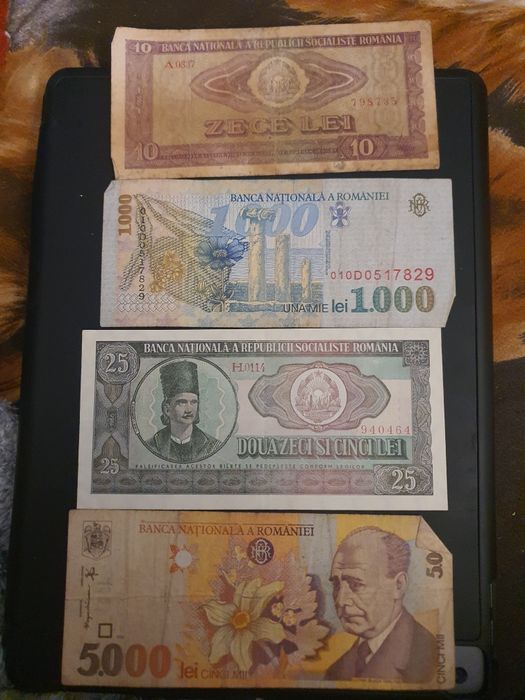 Mai mulți bani vechi