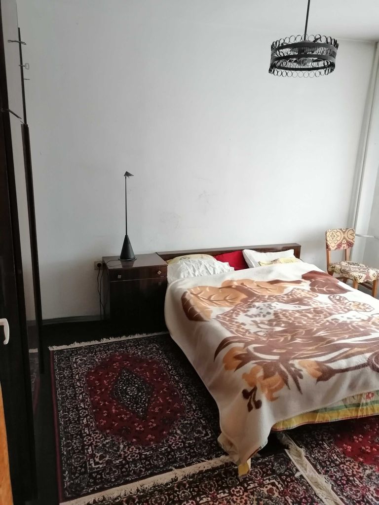 Продава се Тристаен апартамент в Плевен, Сторгозия - 85 кв.м за 1118 €/кв.м - Снимка #2