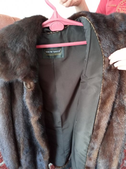Продам шубу норковую