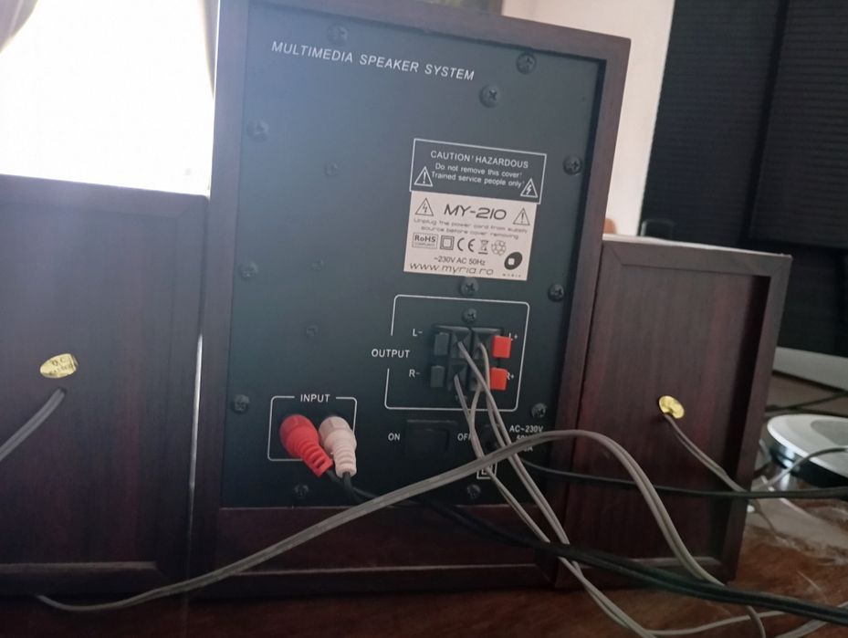 Unitate centrala PC cu tastatura +/- sistem audio