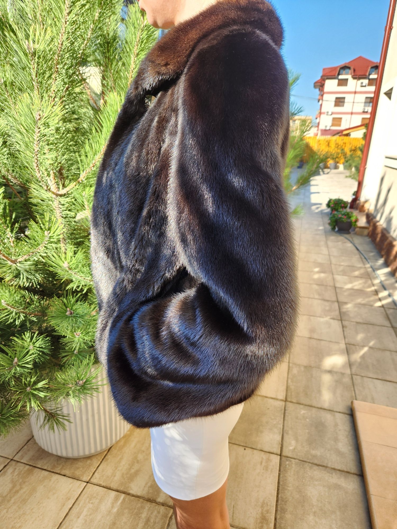Blana Vizon/Nurca Saga Furs calitate TOP in stare excelenta / Mink Fur
